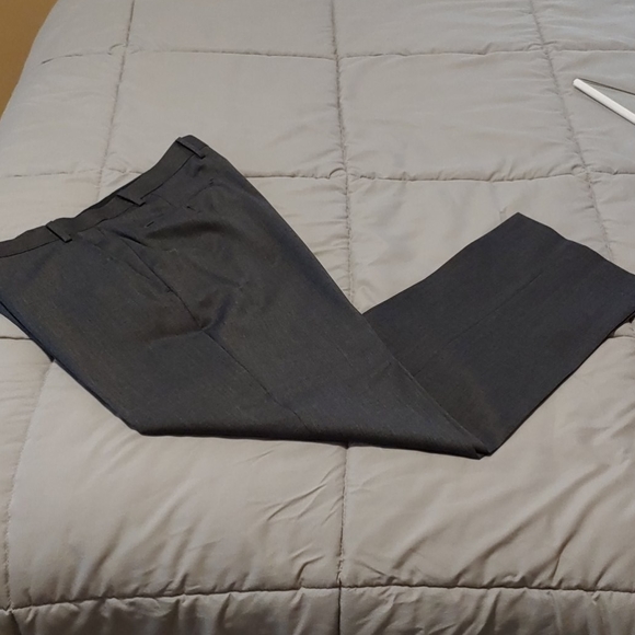 Alfani Vest and Pant set - Picture 6 of 9